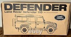 118 LAND ROVER Defender 110 1/18 4x4 Off Road Jeep BLACK