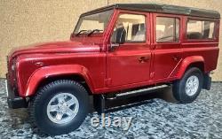 118 LAND ROVER Defender 110 1/18 4x4 Off Road Jeep RED