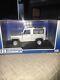 118 Land Rover Defender 90 Silver 1/18 4x4 Off Road Car / Jeep