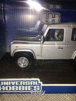 118 LAND ROVER Defender 90 SILVER 1/18 4x4 Off Road Car / Jeep
