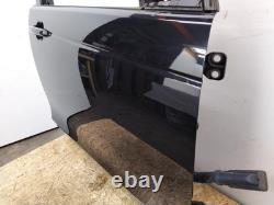 Discovery Sport door right off side front in 820 black damaged Mk1 L550 2016