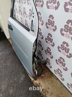 LAND ROVER FREELANDER 2 06-14 o/s off driver right front door silver