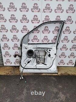 LAND ROVER FREELANDER 2 06-14 o/s off driver right front door silver