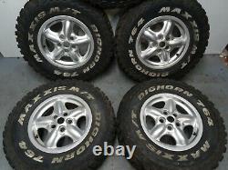 Land Rover Discovery 2 Td5 Set Of 5 Off Road Wheels And Tyres