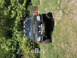 Land Rover Discovery 4 x 4 off road vehicle