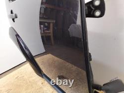 Land Rover Discovery door right off side rear in black L319 LR3 2009