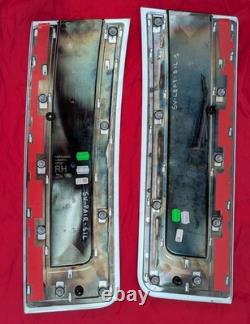 Land Rover OEM Range Rover SV L460 2022+ Silver Side Vent Pair New Take-Offs