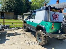 Land Rover disco off roader