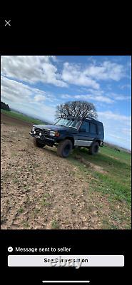 Land Rover discovery off road