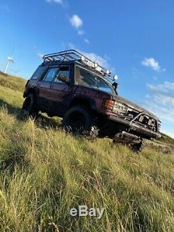 Land Rover off roader discovery 1