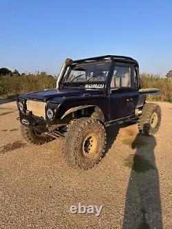 Land rover defender 90 pick up, off roader, challenge truck, mud truck, 4x4