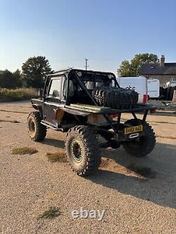 Land rover defender 90 pick up, off roader, challenge truck, mud truck, 4x4