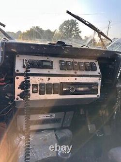 Land rover defender 90 pick up, off roader, challenge truck, mud truck, 4x4