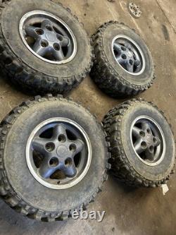 Landrover discovery 1 Off Road Wheels 235/85/r16 Special Track 2 Tyres