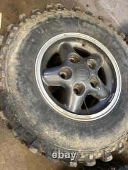 Landrover discovery 1 Off Road Wheels 235/85/r16 Special Track 2 Tyres