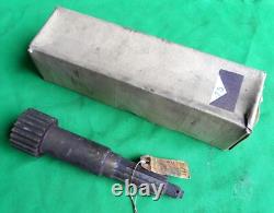 NOS Land Rover Series Centre PTO Power Take Off Mainshaft 219744 GENUINE