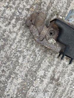 RANGE ROVER Classic 3.5 3.9 4 Exhaust Manifold Off Side drive