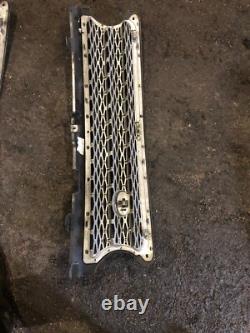 RANGE ROVER L322 Tdv8 Front Grill Genuine Landrover Chrome Middle Off 2008