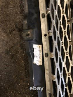RANGE ROVER L322 Tdv8 Front Grill Genuine Landrover Chrome Middle Off 2008