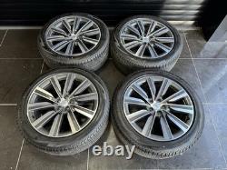 Range Rover 22 Style 1073 Diamond Turned Wheel Set With Tyres