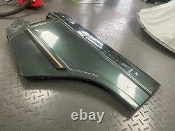 Range Rover Classic LATE Model OSR Off Side Rear Wing inc Fuel Cap & Motor