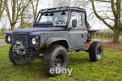 Camion Land Rover hybride Discovery/Defender Challenge 100 Trayback Off-Roader