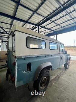 Land Rover 110 1983 Trouvaille Rare