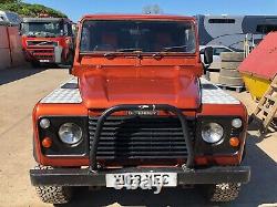 Land Rover Defender 110 Commercial TD5 Utilitaire 4x4 Tout-Terrain Orange 2001