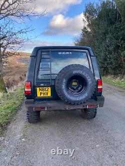 Land Rover Discovery 1 4.0L V8 Essence/ Tout-terrain