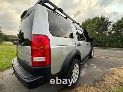 Land Rover Discovery 3 XS, tout-terrain vert, camion d'expédition