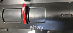 Moulure de porte avant droite Defender L663 L8b2-21064 côté opposé