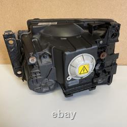 Phare Xenon XBC500102 côté droit Land Rover Discovery LR3 2006