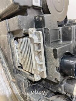 Projecteur Xenon droit côté conducteur Discovery 4 2011 référence Bg67