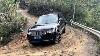 Toyota Land Cruiser Et Land Rover Sur Le Dangereux Col De Montagne En Chine - Oda Officiel