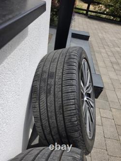 Véritable 22 Style 1073 Diamond Turned Reaper gris foncé contrasté RANGE ROVER